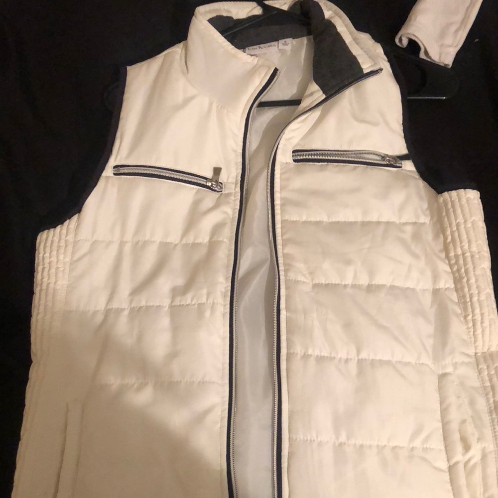 Brand new white vast